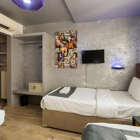 Corner House *